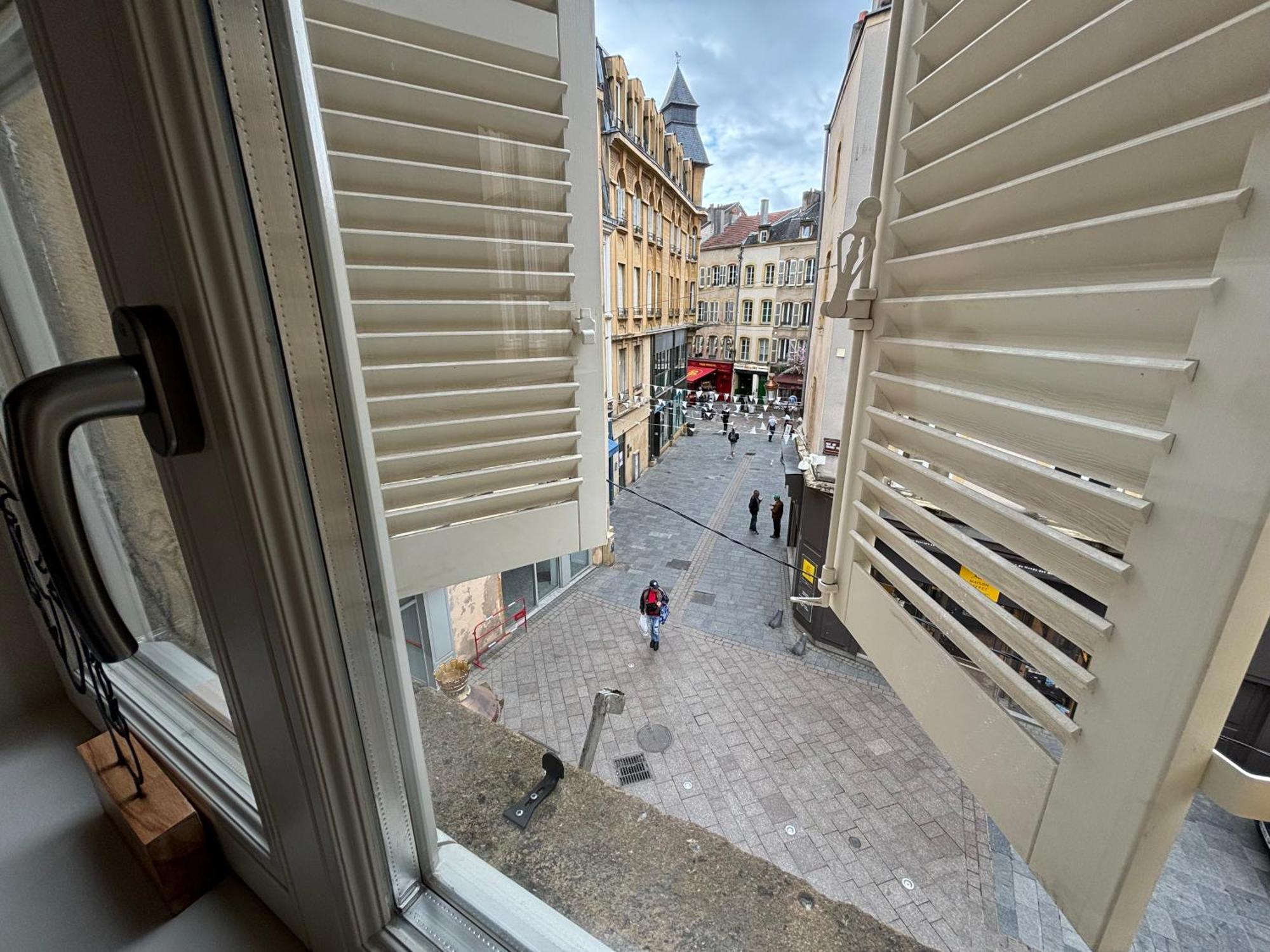 Apartamento Louis Premier Et Second Metz Centre Un Sejour A Part Exterior foto