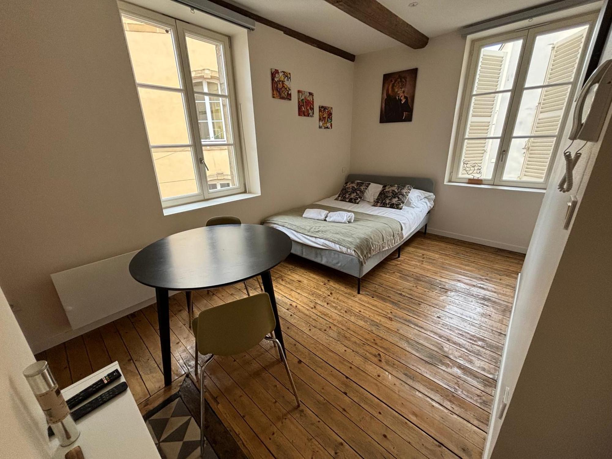 Apartamento Louis Premier Et Second Metz Centre Un Sejour A Part Exterior foto