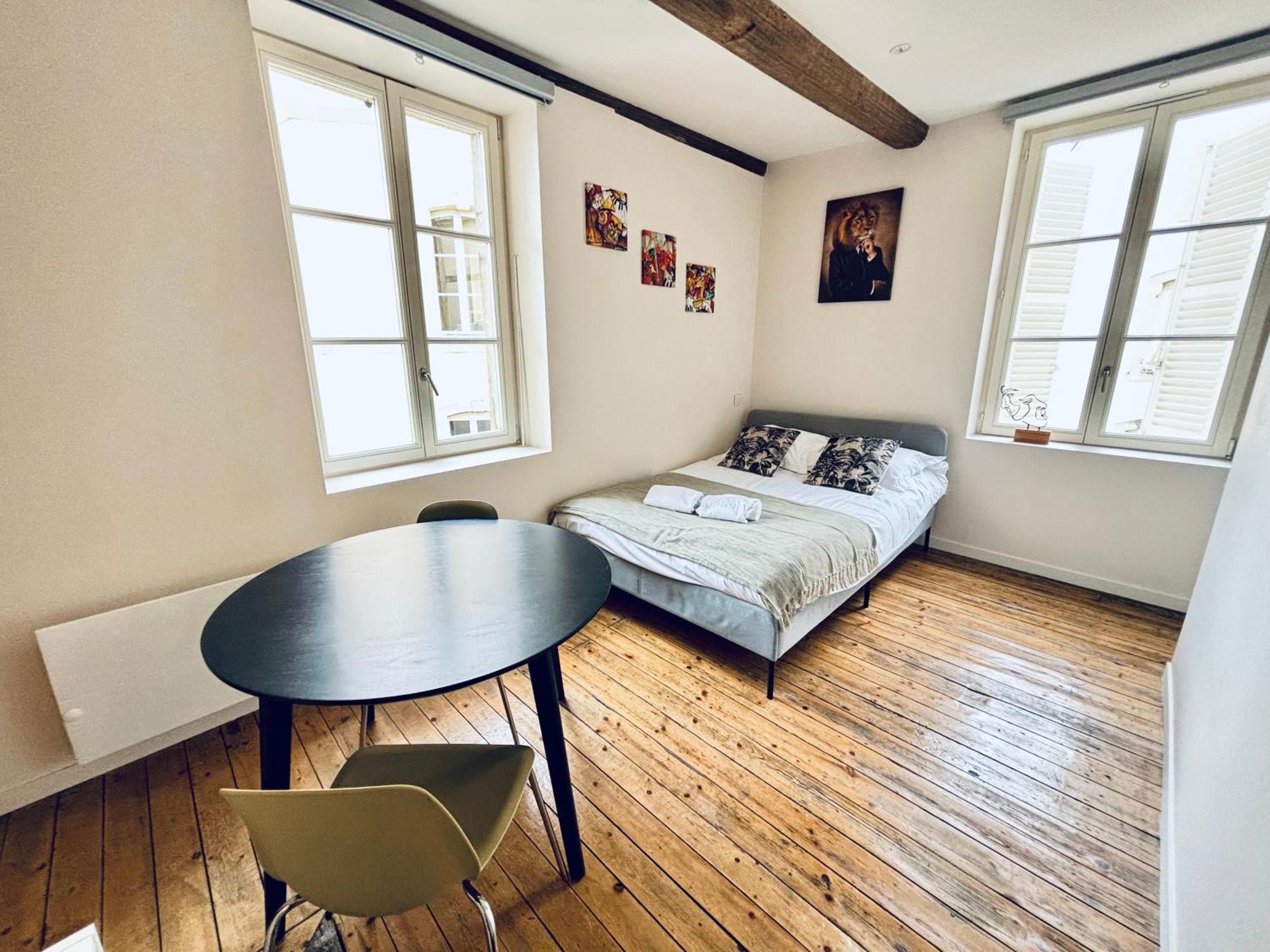 Apartamento Louis Premier Et Second Metz Centre Un Sejour A Part Exterior foto