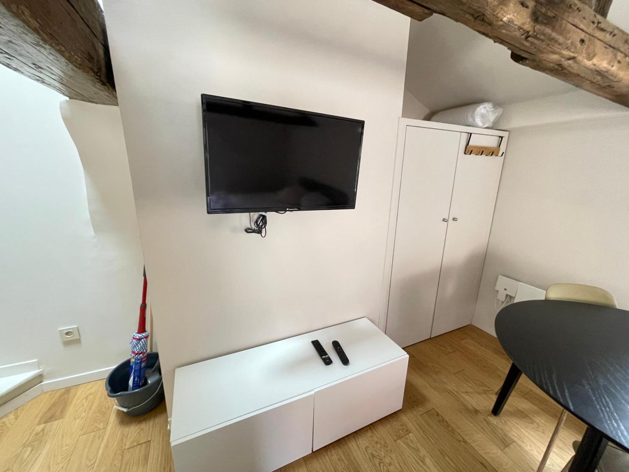 Apartamento Louis Premier Et Second Metz Centre Un Sejour A Part Exterior foto
