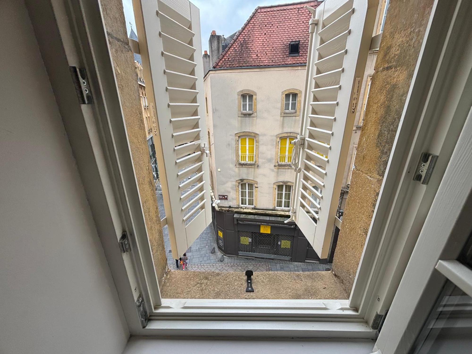 Apartamento Louis Premier Et Second Metz Centre Un Sejour A Part Exterior foto